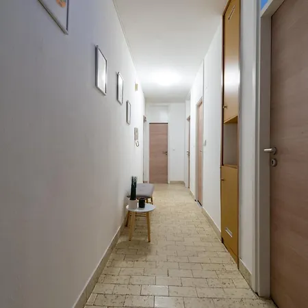 Mikka Apartment